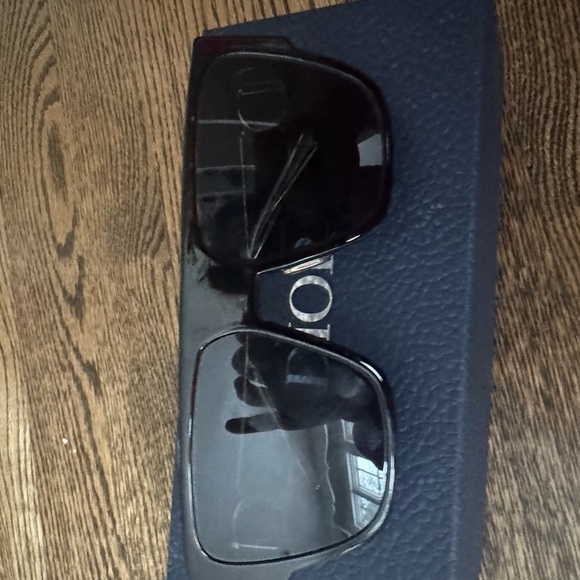 Gorgeous brand new dior womens sunglasses - Picture 1 of 3